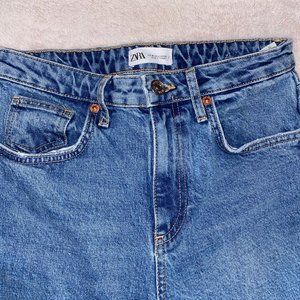 ZARA SLIM FIT HI-RISE BLUE JEANS SIZE 4